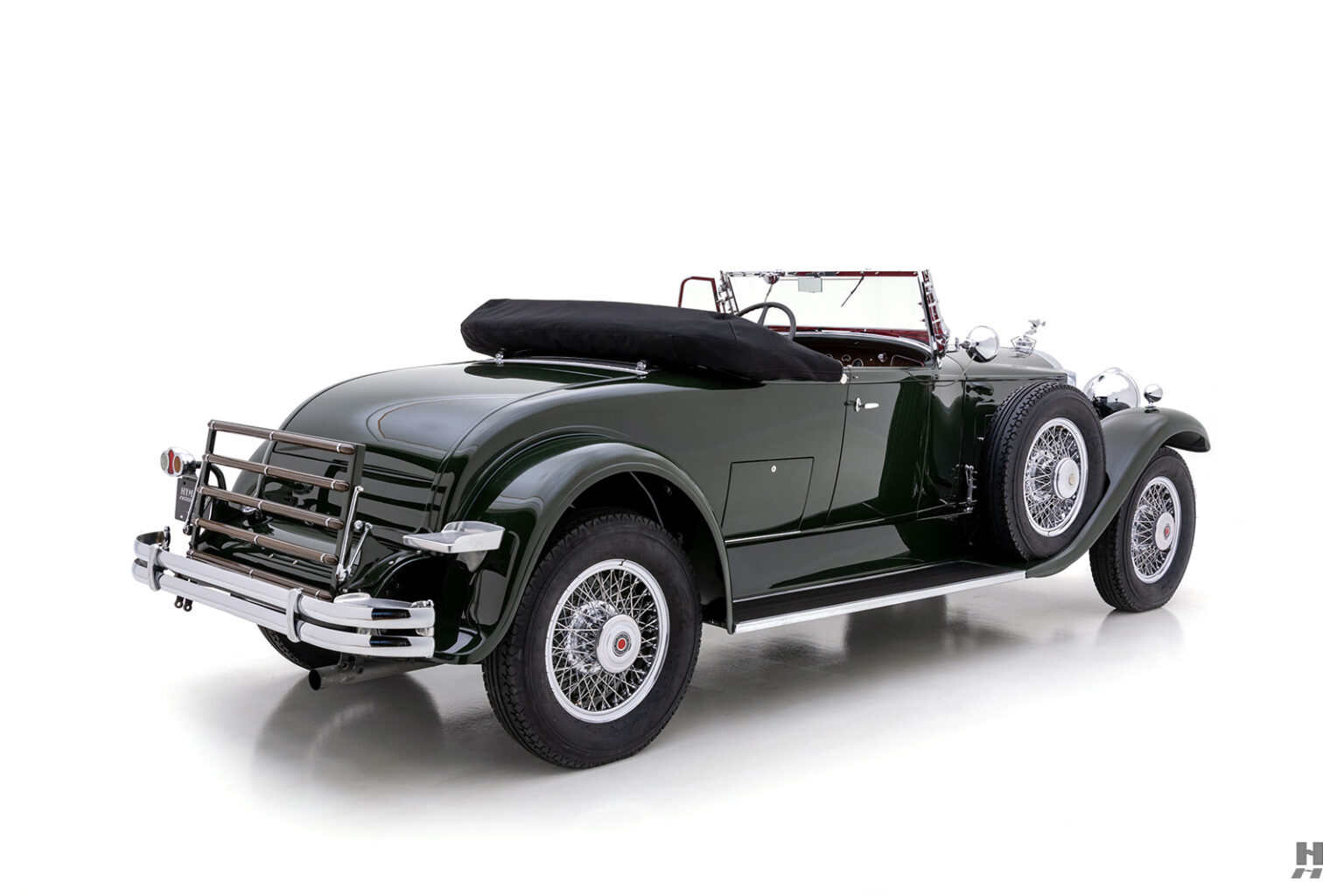 A Glimpse Of Elegance The 1930 Packard 740 Custom Eight Roadster Rear View